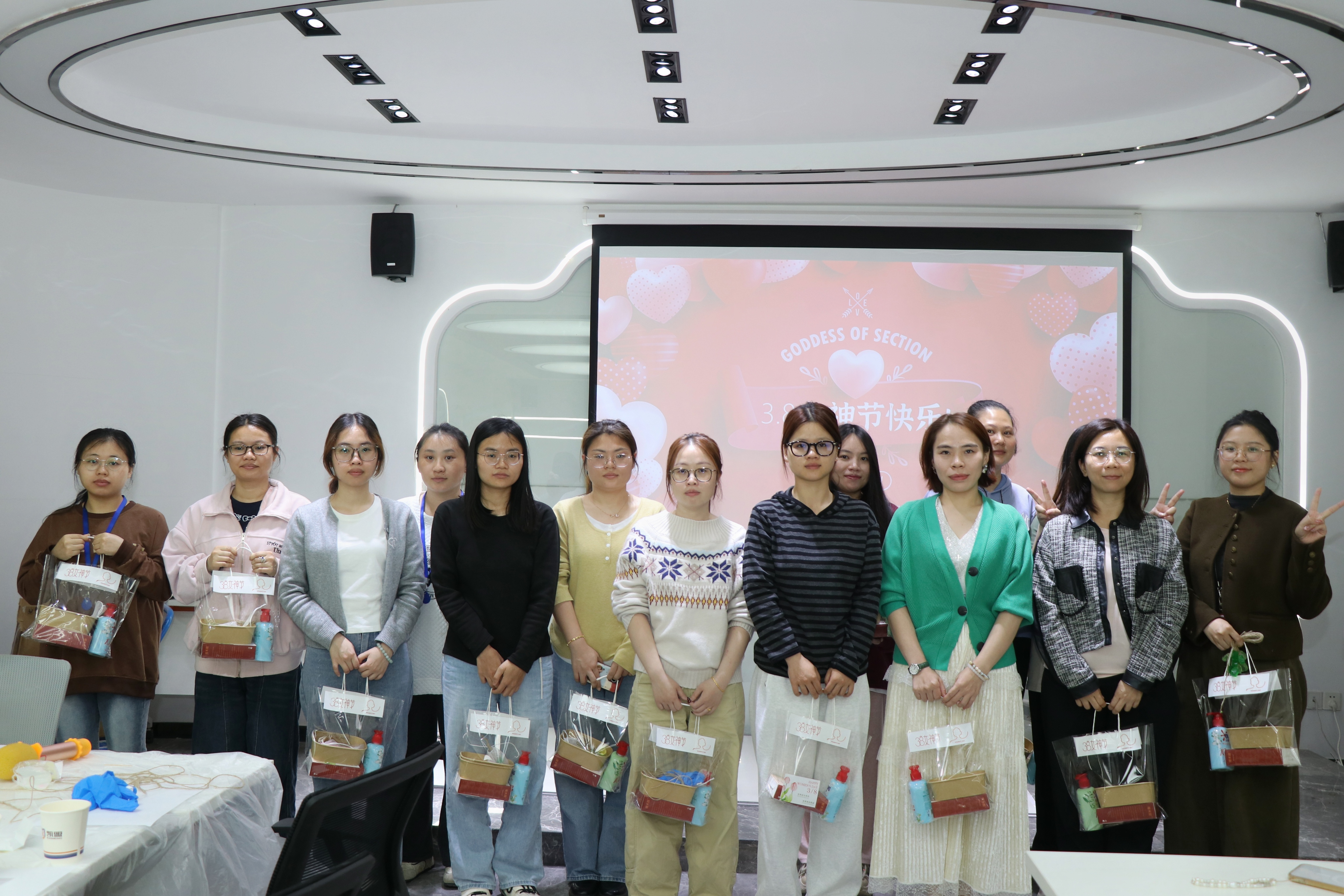 皂香暖人心！广东凯盟女神节DIY手工皂，解锁专属春日温柔